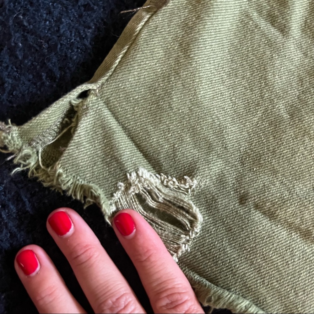 Free People Makai Ripped Short - Picture 12 of 15